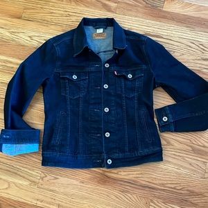 Womens Levi’s Dark Denim Jacket Coat Size Medium